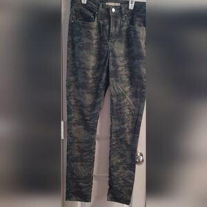 LEVIS 721 CAMO SKINNY JEANS
